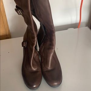 Boots leather